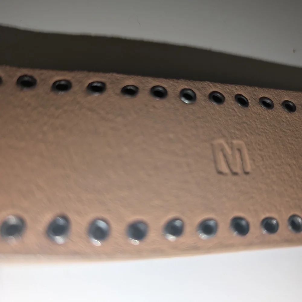 Calvin Klein Jeans Tan Leather Belt w Silver Brass Buckle & Studs Women's Medium